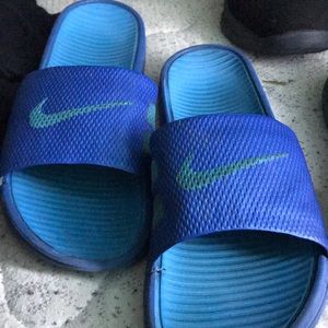 Nike leather slides size 15 men’s
